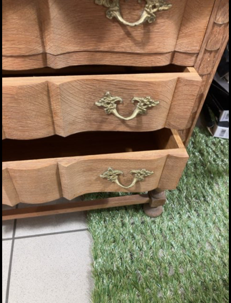 Kommode med 3 skuffer